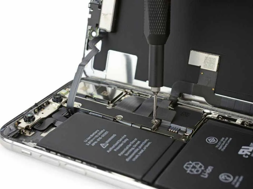 Замена стекла iPhone X в Днепре