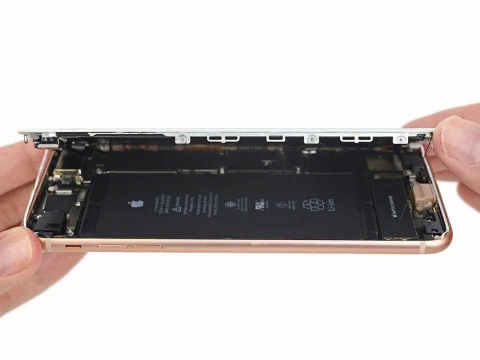 Замена стекла iPhone 8 плюс