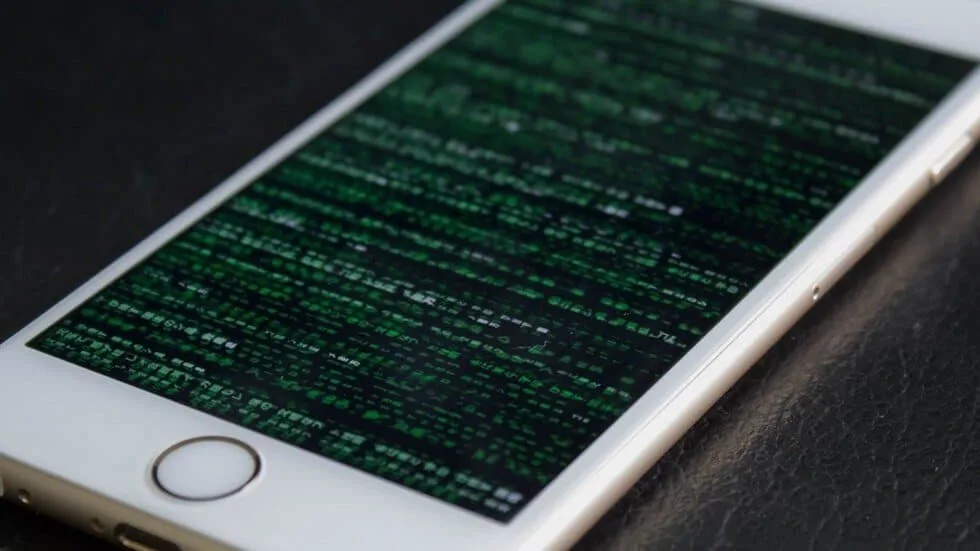 Sozdano ustroystvo dlya vzloma lyubogo iPhone. Ego prodadut specsluzhbam 2